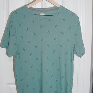 Old Navy Pelican T-shirt